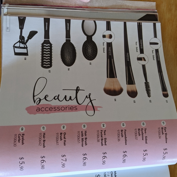 Farmasi makeup/skincare - Picture 8 of 16